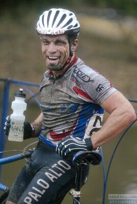 Cyclocross 2002. After muddy race. — AbbiOrca cycling race photography