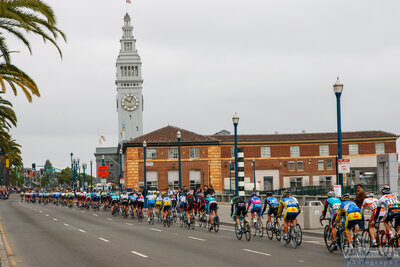 The pack and the Ferry Building. SF Grand Prix. San Francisco, CA. 2005 — AbbiOrca cycling race photography