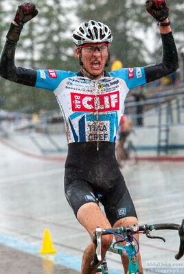 Braden Kappins, TIAA CREF/Clif Bar, Juniors' winner. Cyclocross 2004 — AbbiOrca cycling race photography